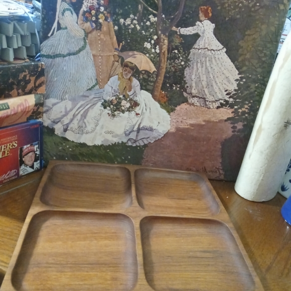 🏯🐬Vintage Dolphin Teak Bowl🗻🎉and 🍛FiestaCraft Divided Serve Bowls.🍔🍱 - Picture 9 of 14